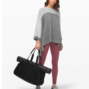LULULEMON • It all lines up poncho